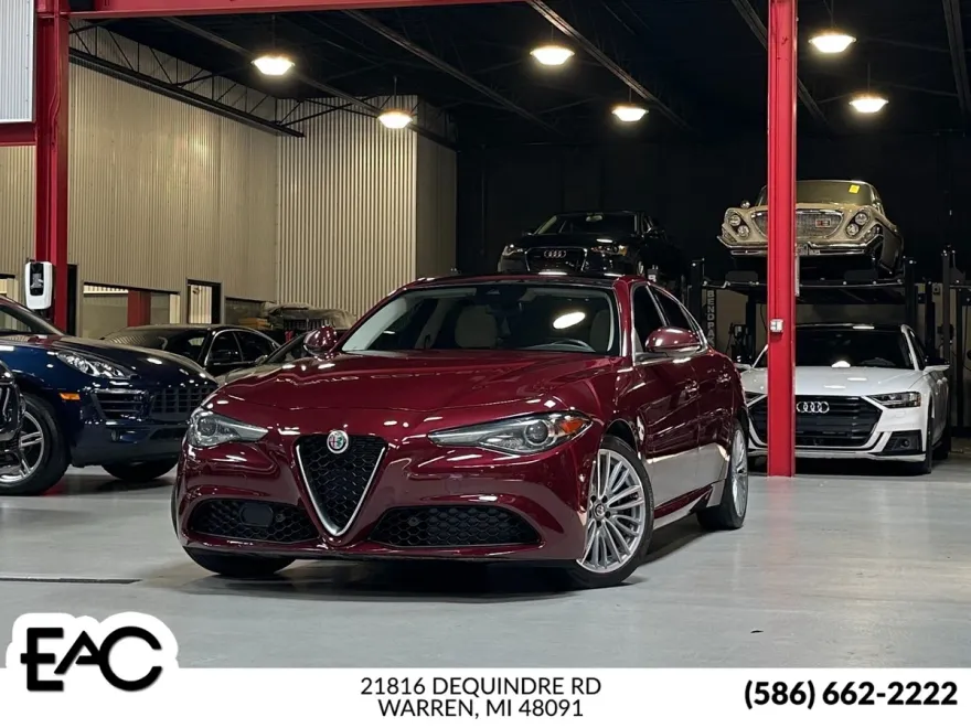 2019 Alfa Romeo Giulia Ti photo 1