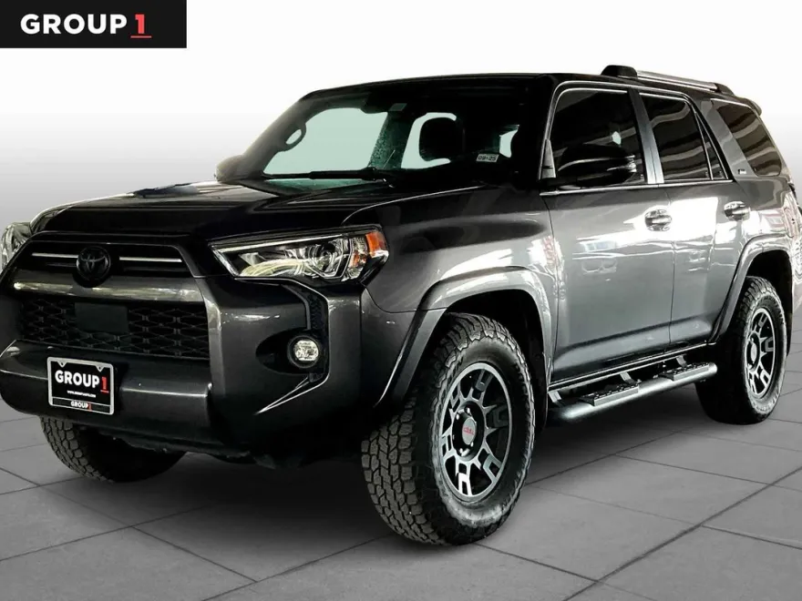 2022 Toyota 4Runner SR5 Premium photo 1