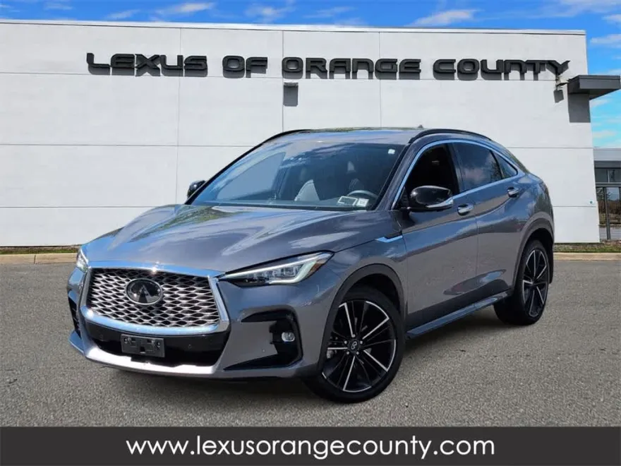 2022 Infiniti QX55 Essential photo 1