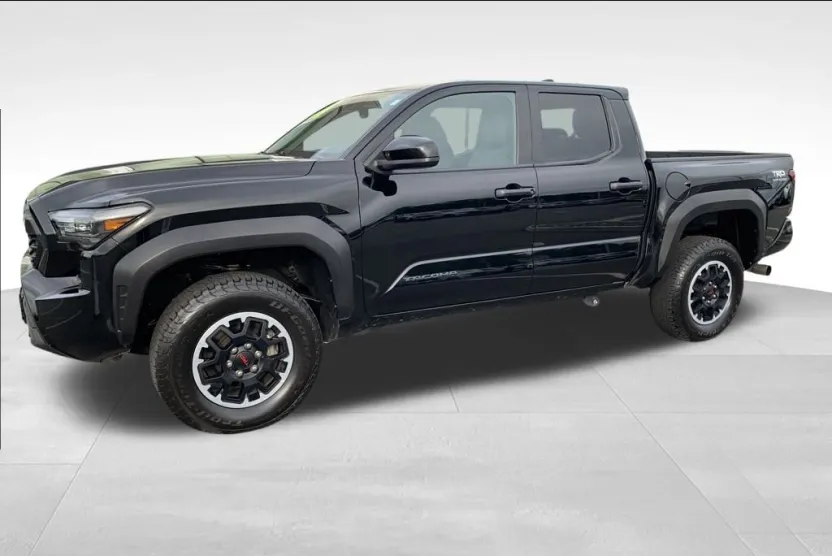 2024 Toyota Tacoma TRD Sport photo 1