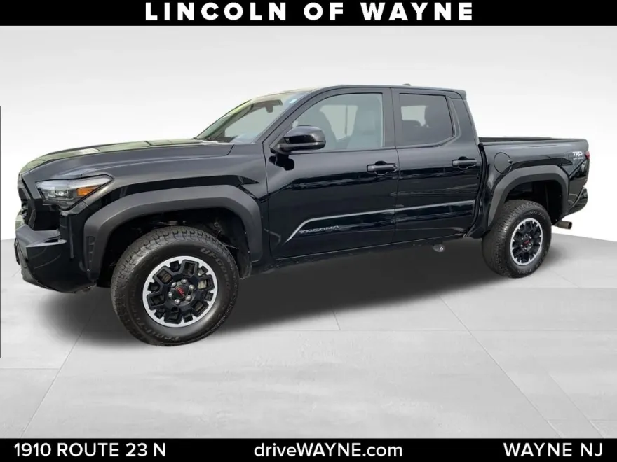 2024 Toyota Tacoma TRD Sport photo 1
