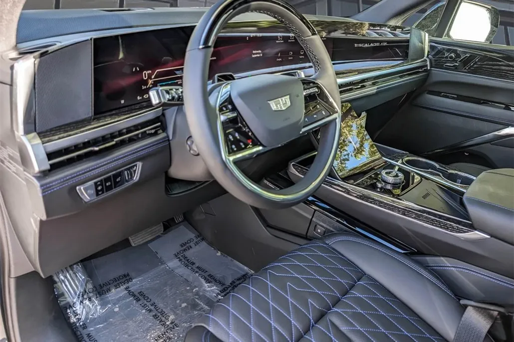 2026 Cadillac Escalade Sport photo 1