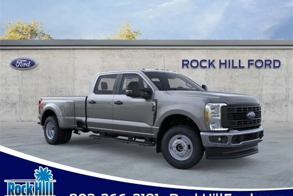 2025 Ford F-350 photo 1