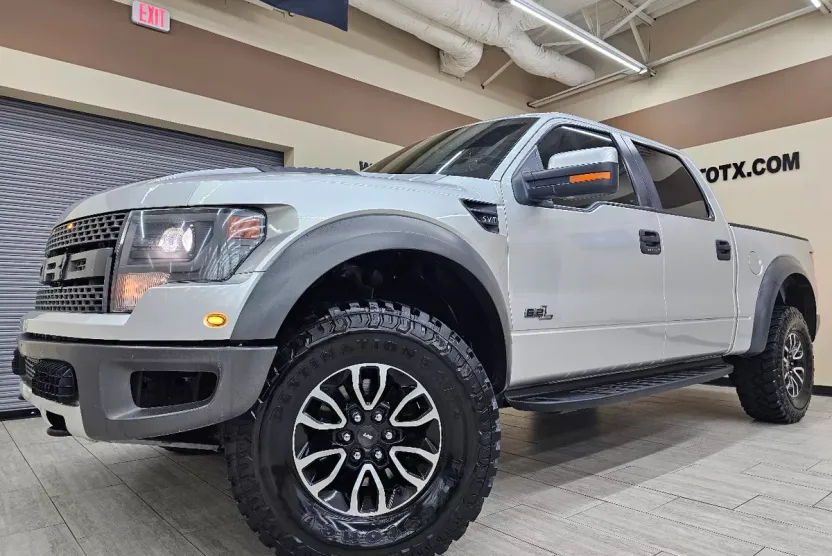 2013 Ford F-150 SVT Raptor photo 1