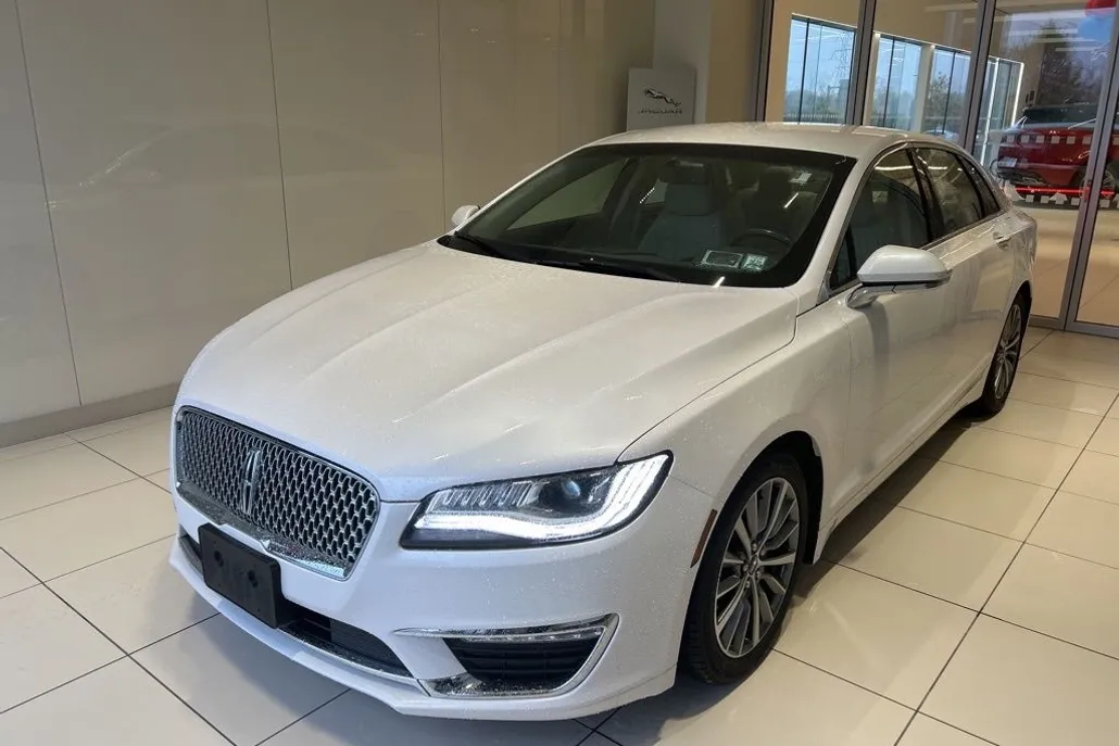 2018 Lincoln MKZ Select photo 1