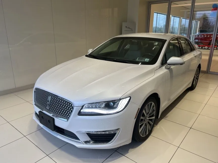 2018 Lincoln MKZ Select photo 1