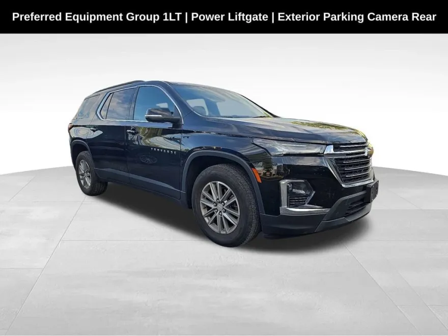 2023 Chevrolet Traverse Cloth photo 1