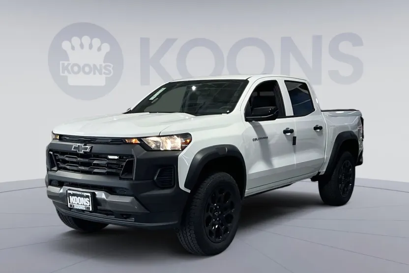2026 Chevrolet Colorado Trail Boss photo 1