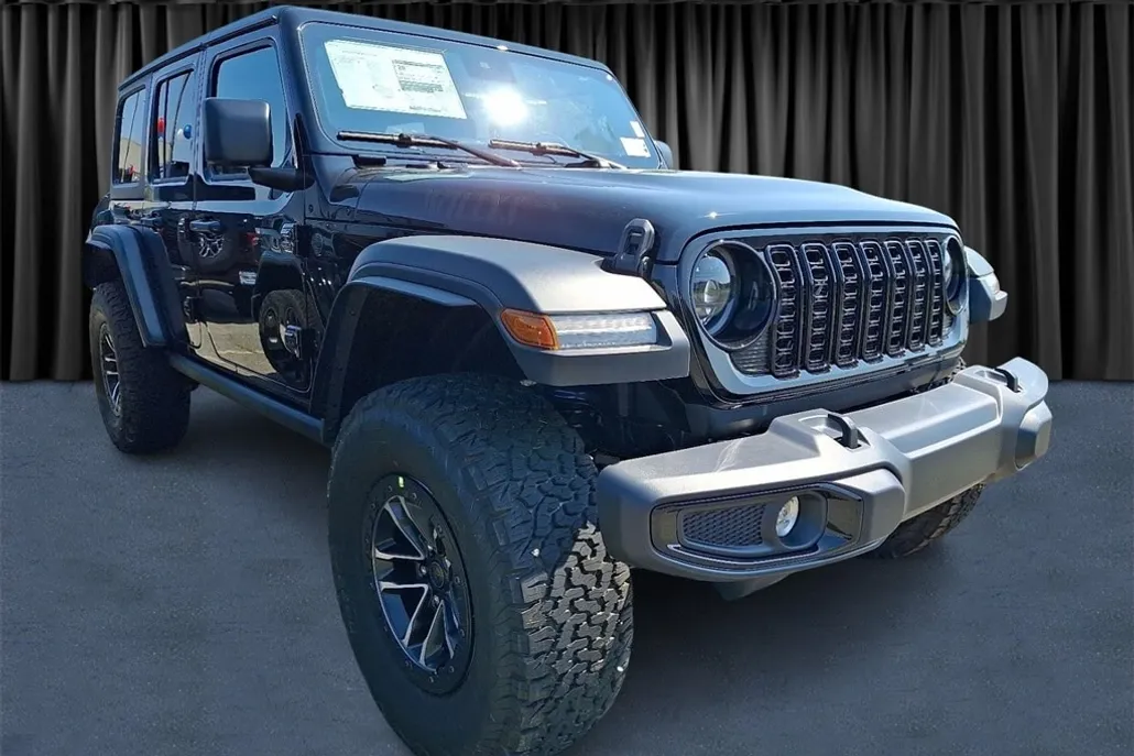 2025 Jeep Wrangler Willys photo 1