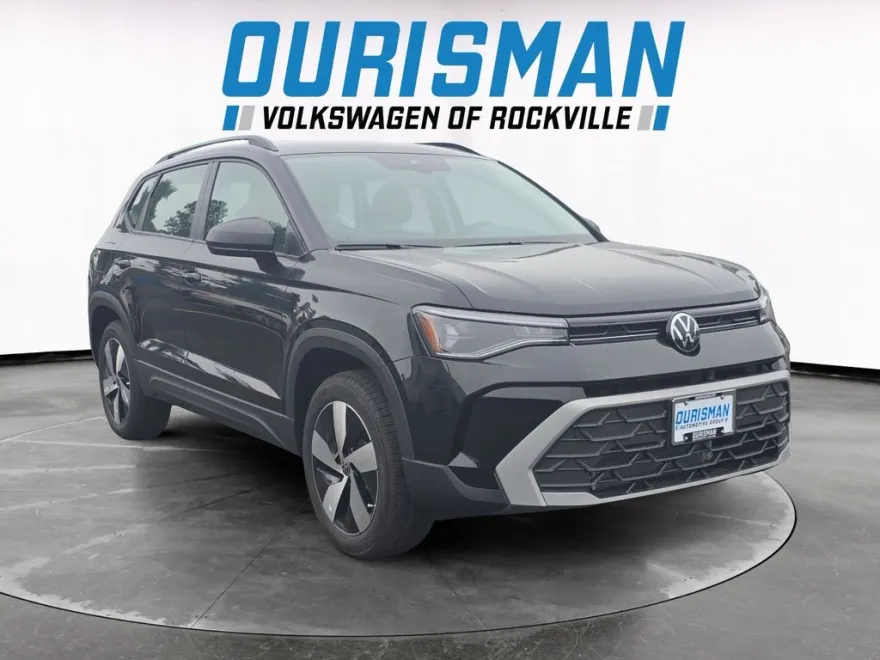 2025 Volkswagen Taos S photo 1