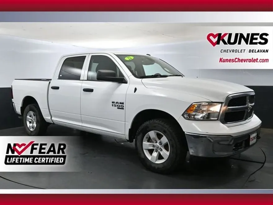 2022 Ram 1500 Classic SLT photo 1