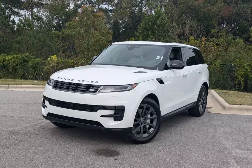 2025 Land Rover Range Rover Sport P360 S photo 1