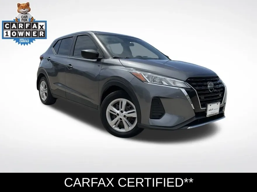 2021 Nissan Kicks S photo 1