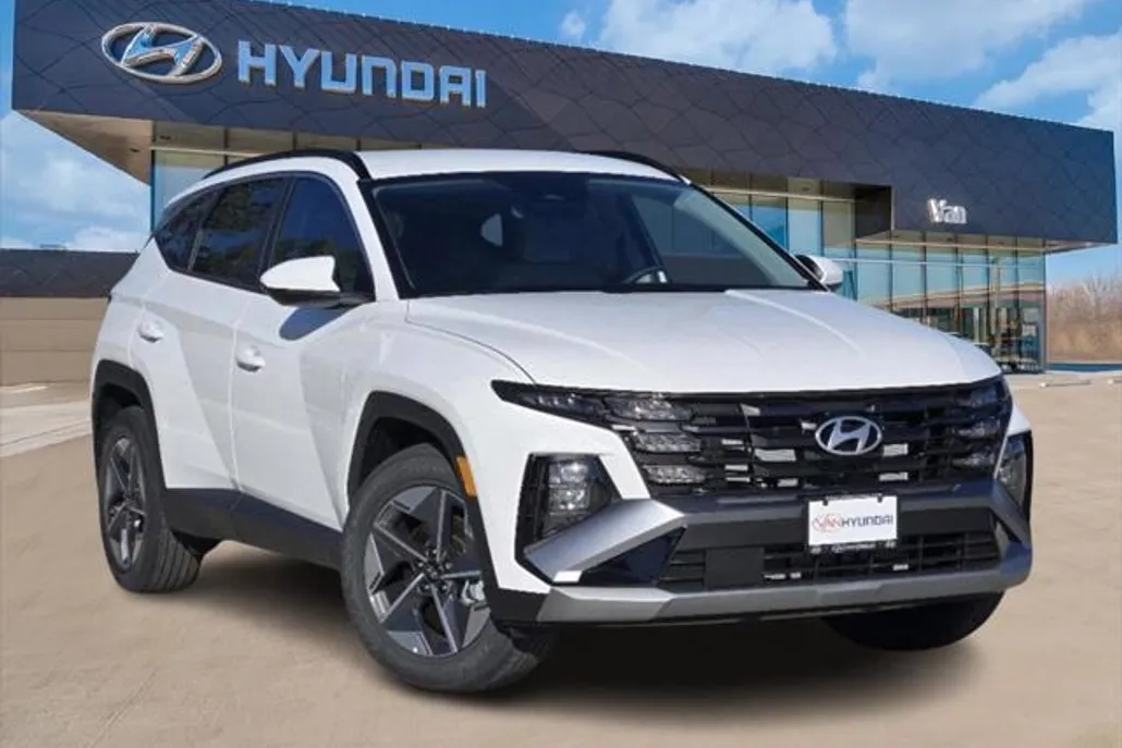 2025 Hyundai Tucson SEL photo 1