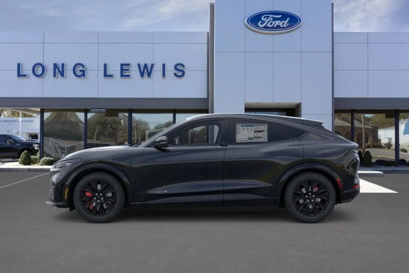 2025 Ford Mustang Mach-E Premium photo 1