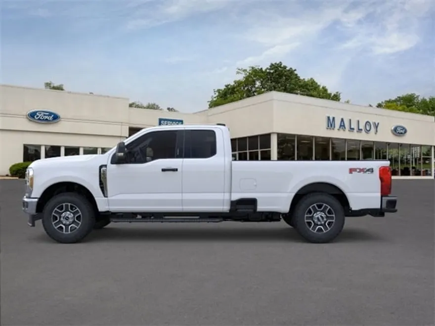 2025 Ford F-250 XLT photo 1