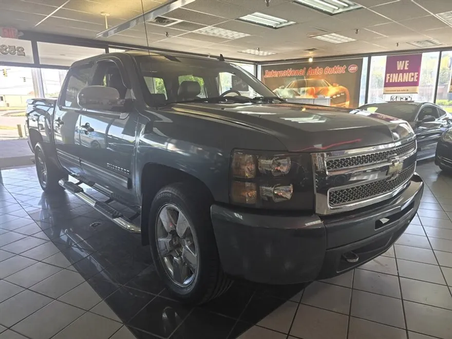 2011 Chevrolet Silverado 1500 LTZ photo 1