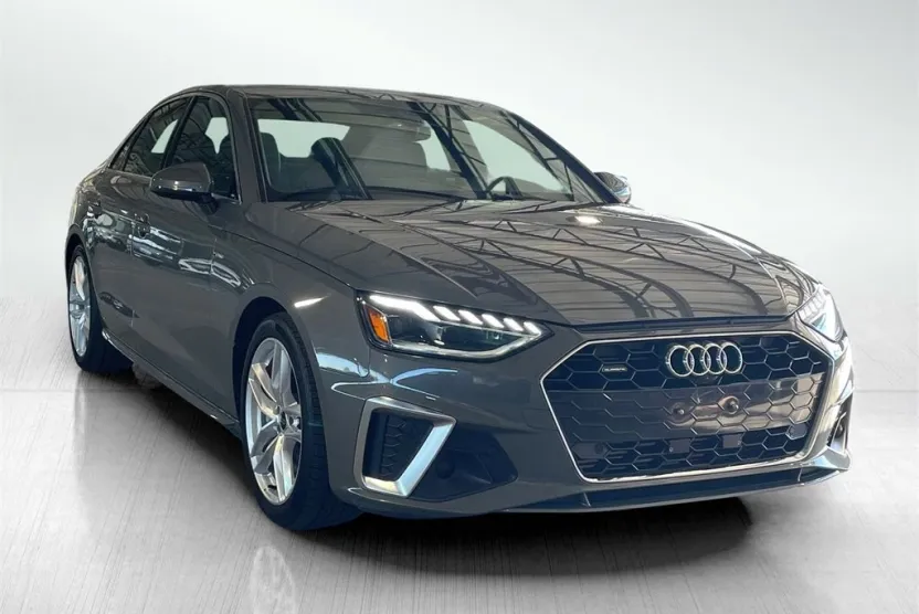 2024 Audi A4 45 S line Premium Plus Quattro photo 1