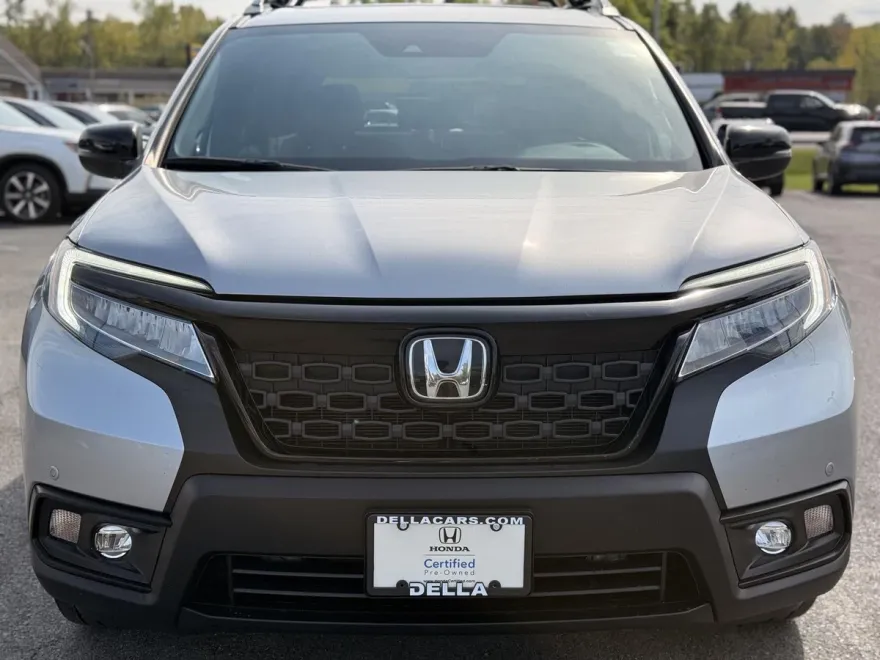 2021 Honda Passport Touring photo 1