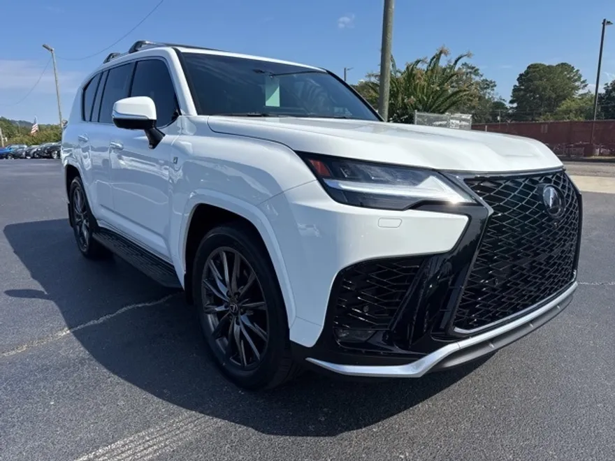2024 Lexus LX 600 F SPORT photo 1