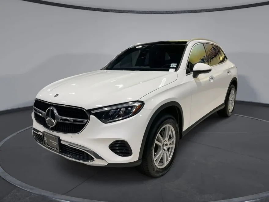 2023 Mercedes Benz GLC 300 4MATIC photo 1