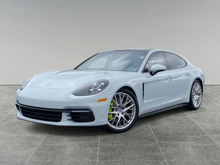 2020 Porsche Panamera E-Hybrid 4 photo 1