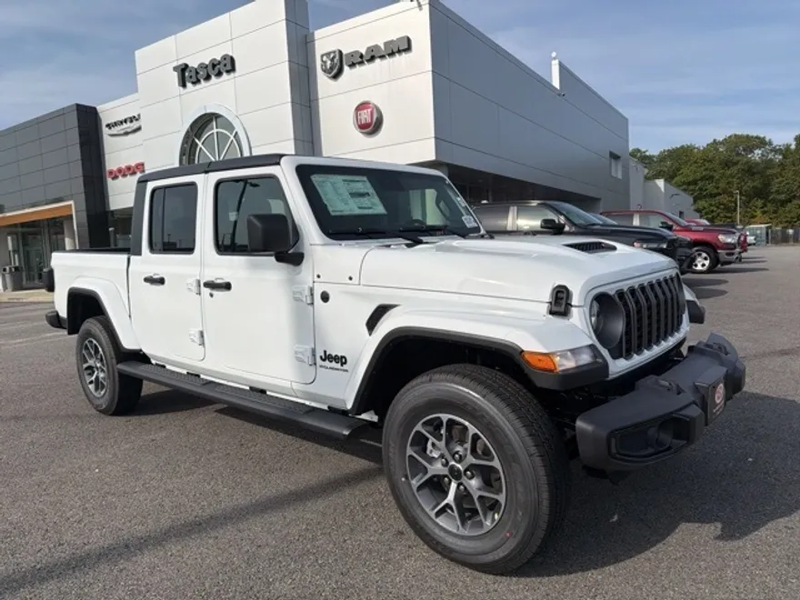 2025 Jeep Gladiator Sport S photo 1