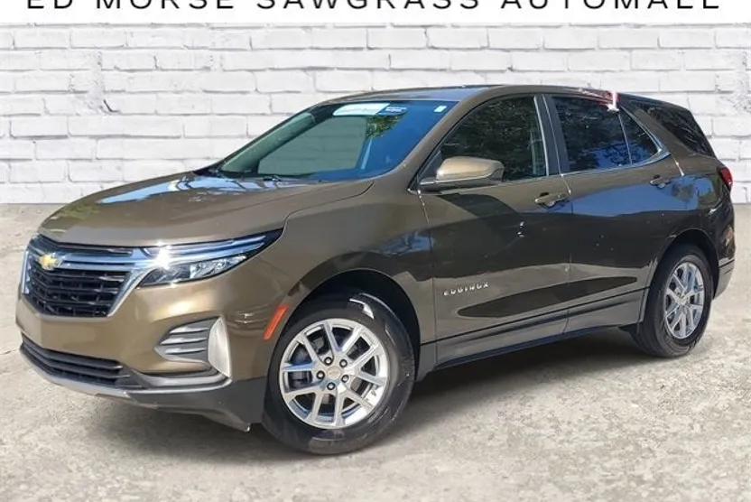 2023 Chevrolet Equinox LT photo 1