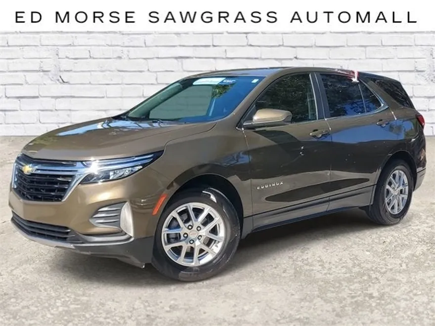 2023 Chevrolet Equinox LT photo 1
