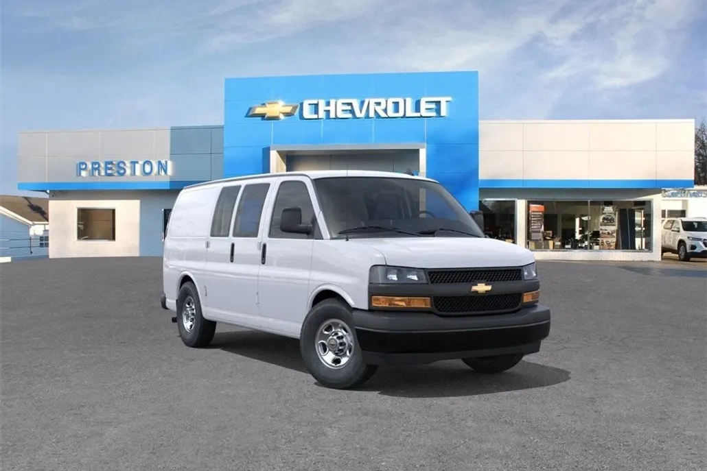 2025 Chevrolet Express Cargo Van Work photo 1