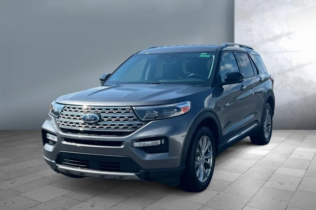 2023 Ford Explorer Limited photo 1