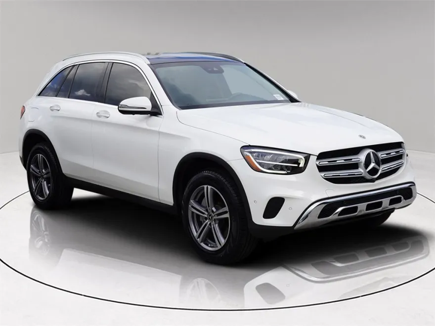 2022 Mercedes Benz GLC 300 photo 1