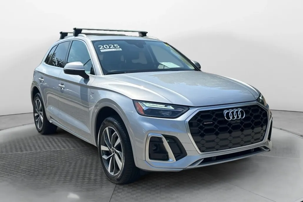 2025 Audi Q5 Premium Plus 45 TFSI S line photo 1