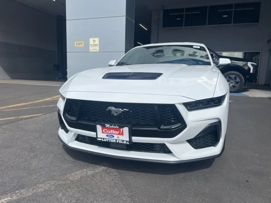2025 Ford Mustang GT Premium photo 1