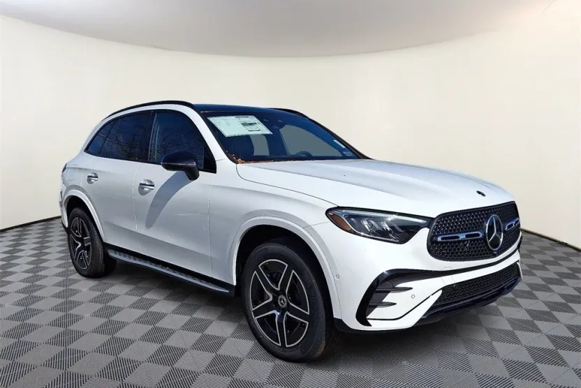 2026 Mercedes Benz GLC 300 4MATIC photo 1