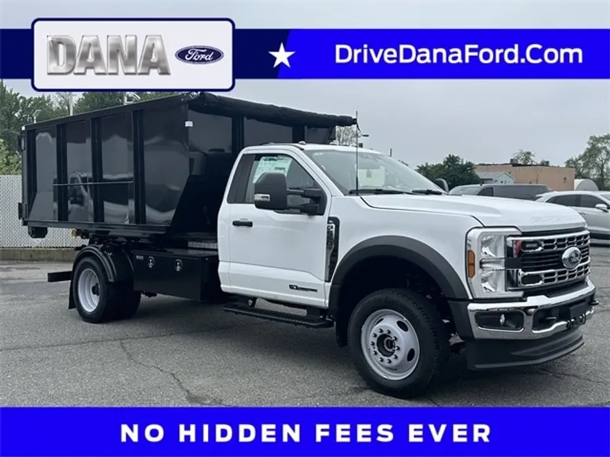 2025 Ford F-550 XL photo 1