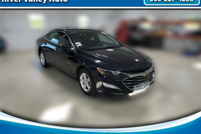 2023 Chevrolet Malibu 1LT photo 1