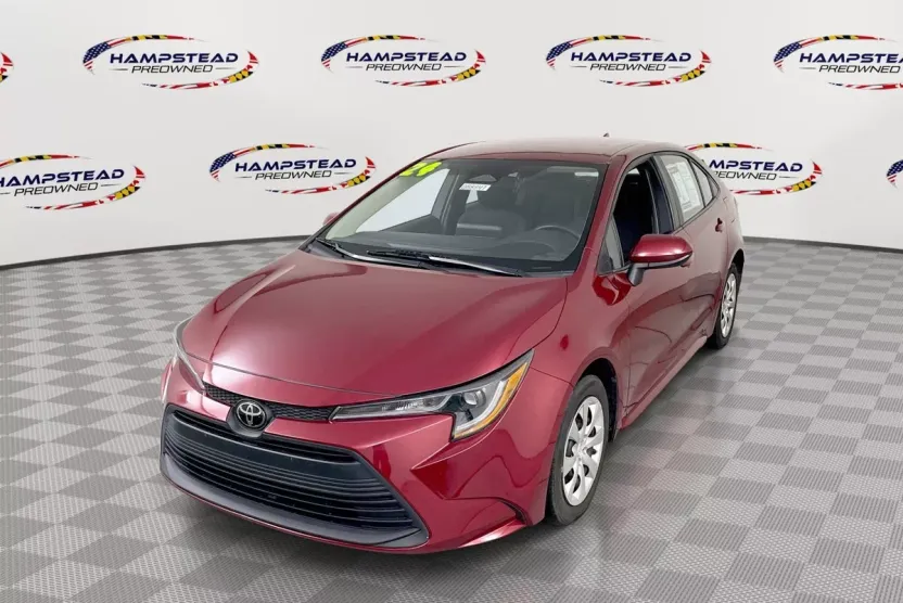 2024 Toyota Corolla LE photo 1