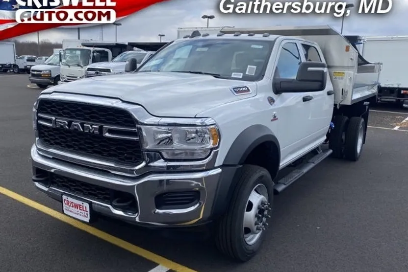 2024 Ram 5500 Tradesman photo 1