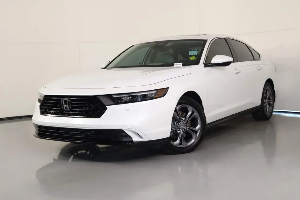 2025 Honda Accord Hybrid EX-L photo 1