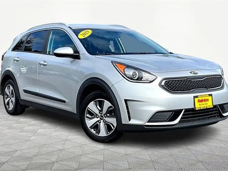 2019 Kia Niro LX photo 1
