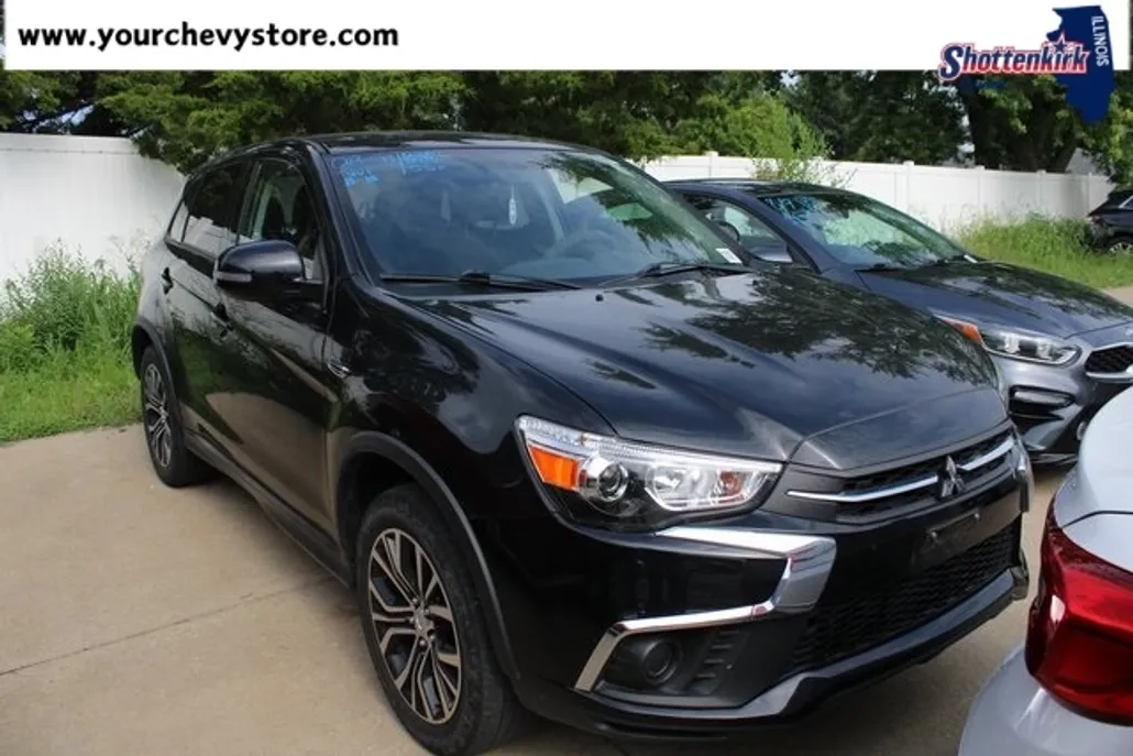 2019 Mitsubishi Outlander Sport ES photo 1