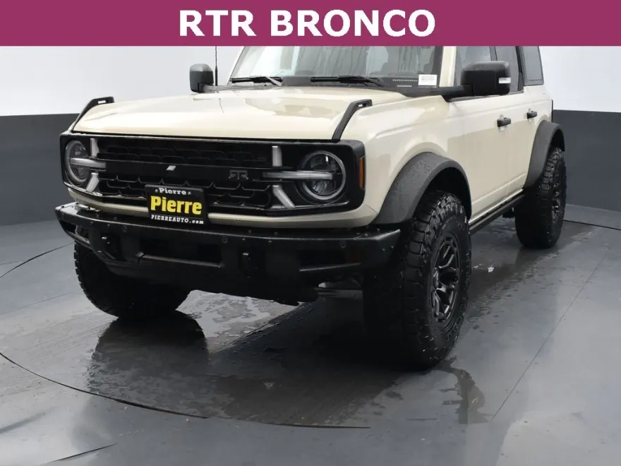 2025 Ford Bronco Badlands photo 1