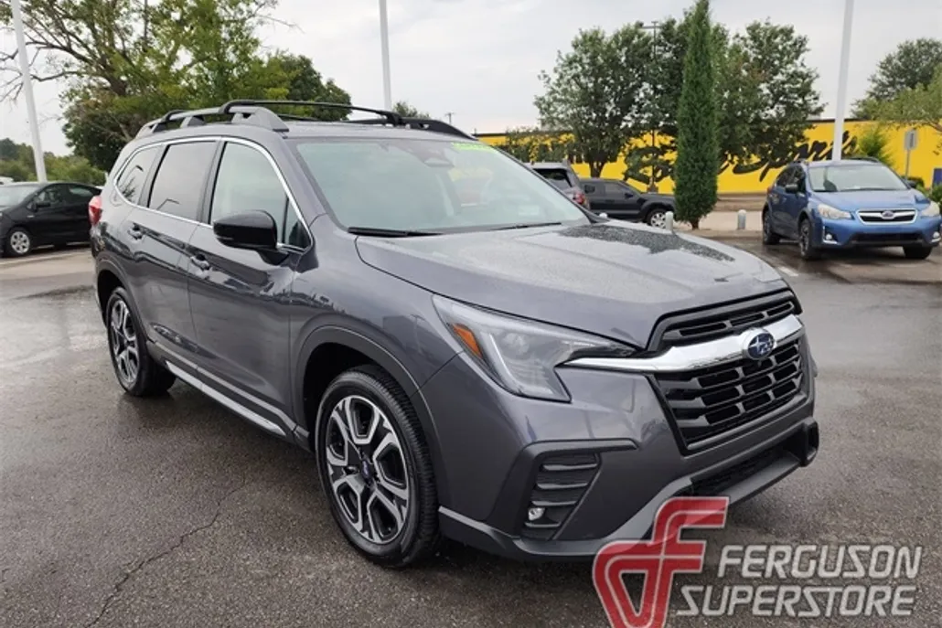2025 Subaru Ascent Limited photo 1