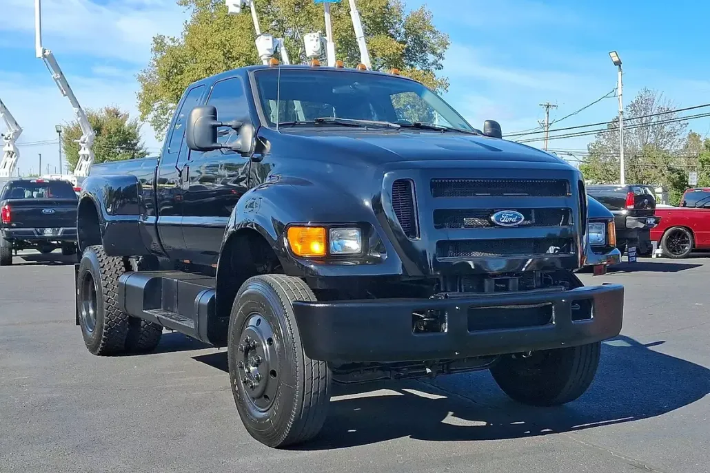 2006 Ford F-650 SuperCab XL photo 1