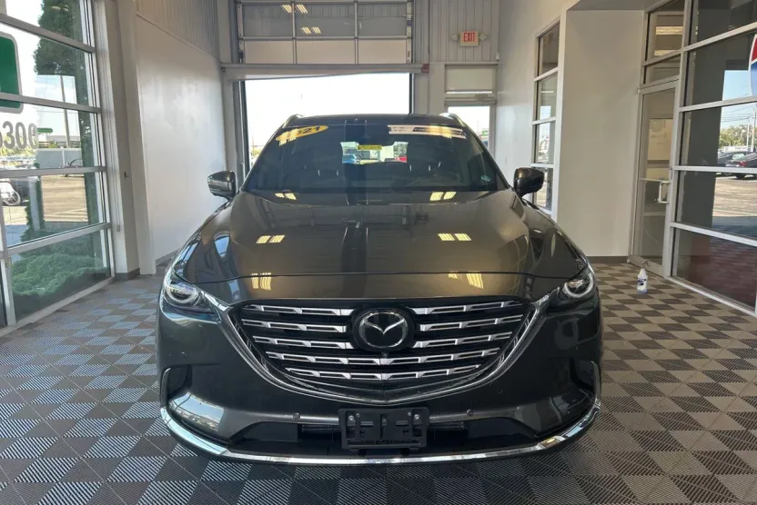 2021 Mazda CX-9 Signature photo 1