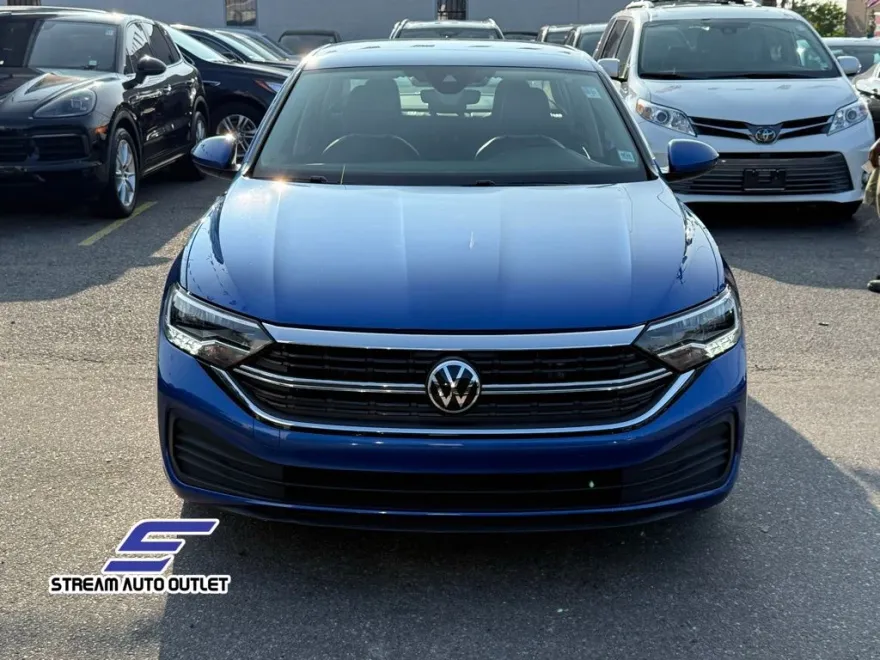 2024 Volkswagen Jetta 1.5T SE photo 1
