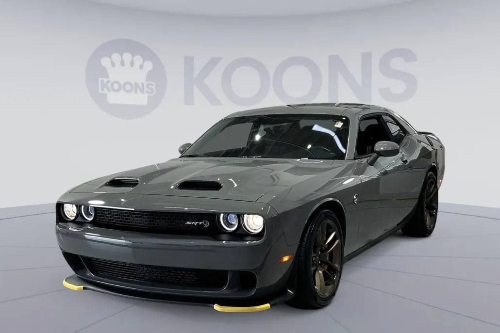 2023 Dodge Challenger SRT8 Hellcat photo 1