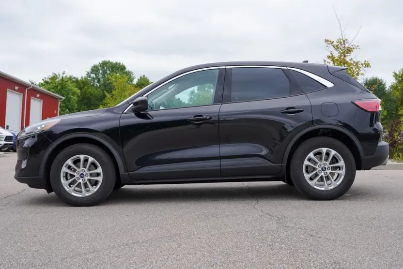2020 Ford Escape SE photo 1