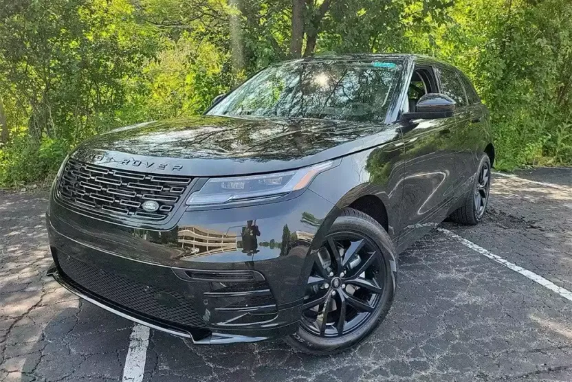 2025 Land Rover Range Rover Velar SE photo 1